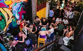Nhà Trọ The Hideout Sài Gòn